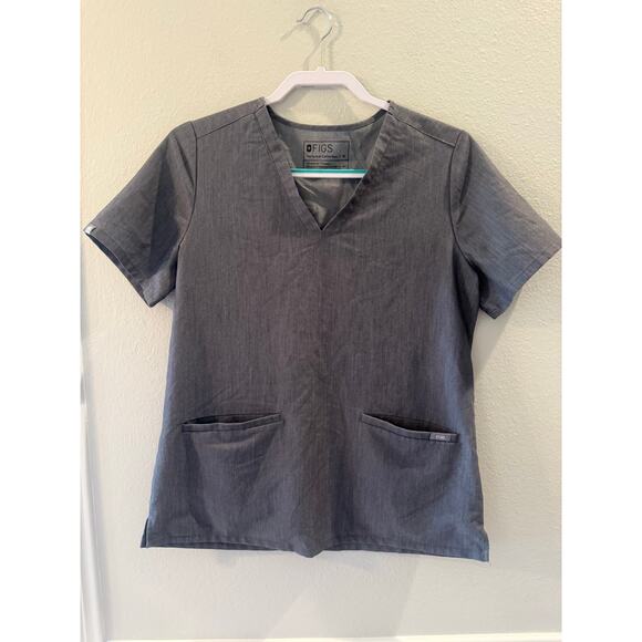 FIGS Technical Collection Gray Short Sleeve Scrub Top Sz M 2 Lower Pockets - Picture 1 of 5